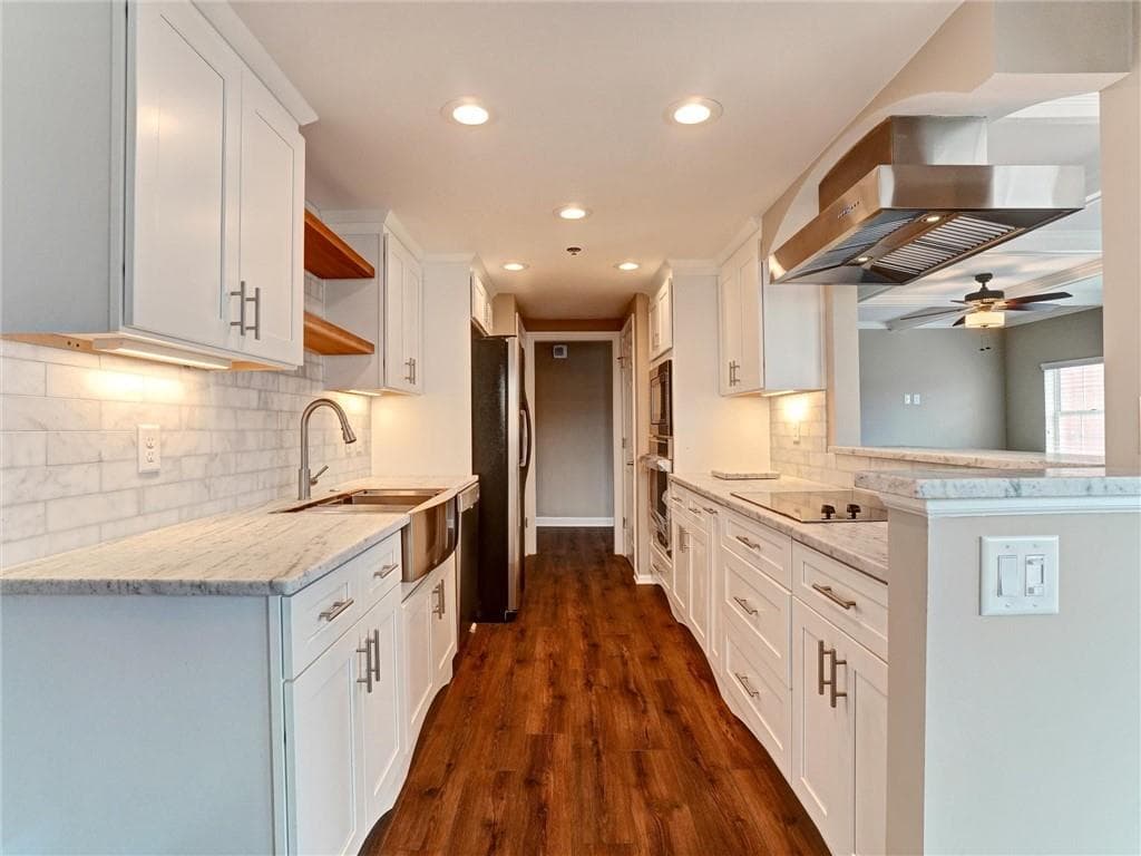 2 bedroom, 2 bathroom, 1,680 sq ft condominium for sale at 3435 Kingsboro Road 1601, Atlanta, GA 30326 — photo 9