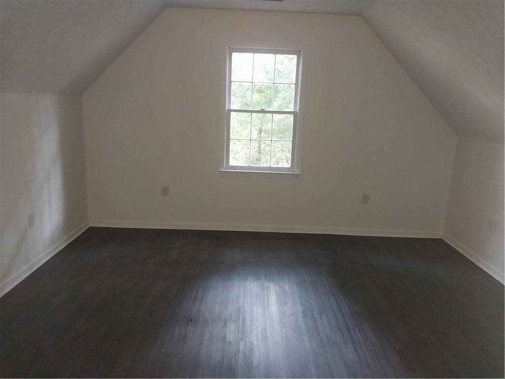 4 bedroom, 3 bathroom, 1,888 sq ft single family residence under contract at 15 Lakeview Lane, Stockbridge, GA 30281 — photo 7