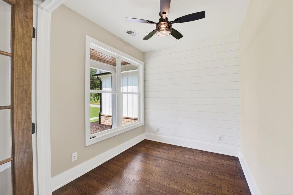 4 bedroom, 4 bathroom, 5,627 sq ft single family residence for sale at 924 Browning Road, Fairmount, GA 30139 — photo 7