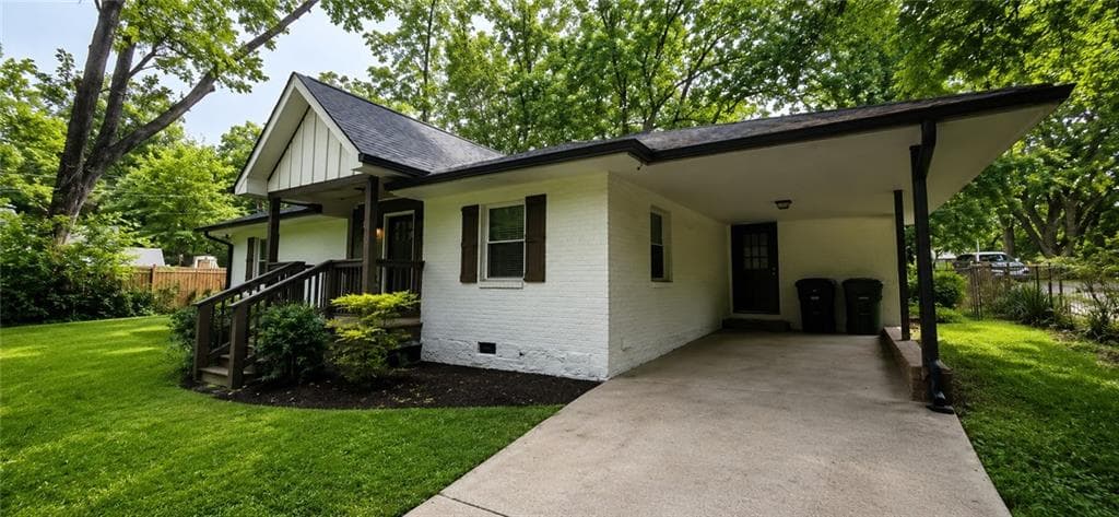 3 bedroom, 2 bathroom, 1,231 sq ft single family residence for sale at 2410 Macon Drive, Atlanta, GA 30315 — photo 2