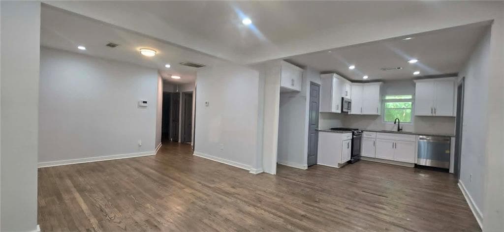 3 bedroom, 2 bathroom, 1,231 sq ft single family residence for sale at 2410 Macon Drive, Atlanta, GA 30315 — photo 8