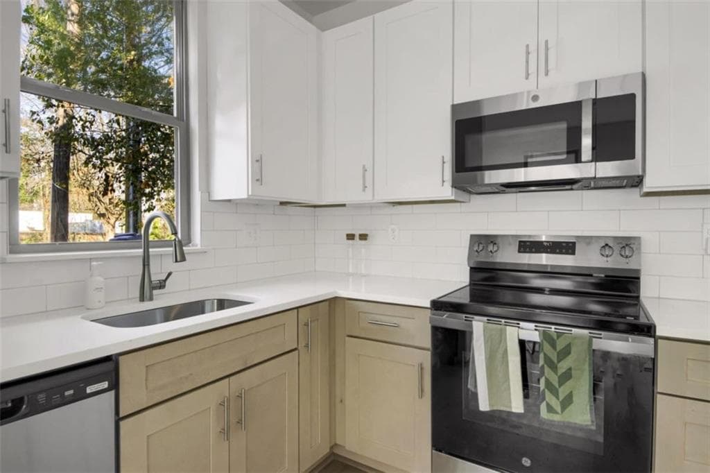 1 bedroom, 1 bathroom, 640 sq ft condominium under contract at 1070 Dill Avenue 103, Atlanta, GA 30310 — photo 7
