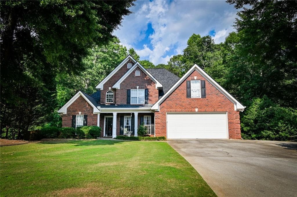 4 bedroom, 3 bathroom, 2,426 sq ft single family residence for sale at 385 Glynnshire Court, Covington, GA 30016 — photo 2