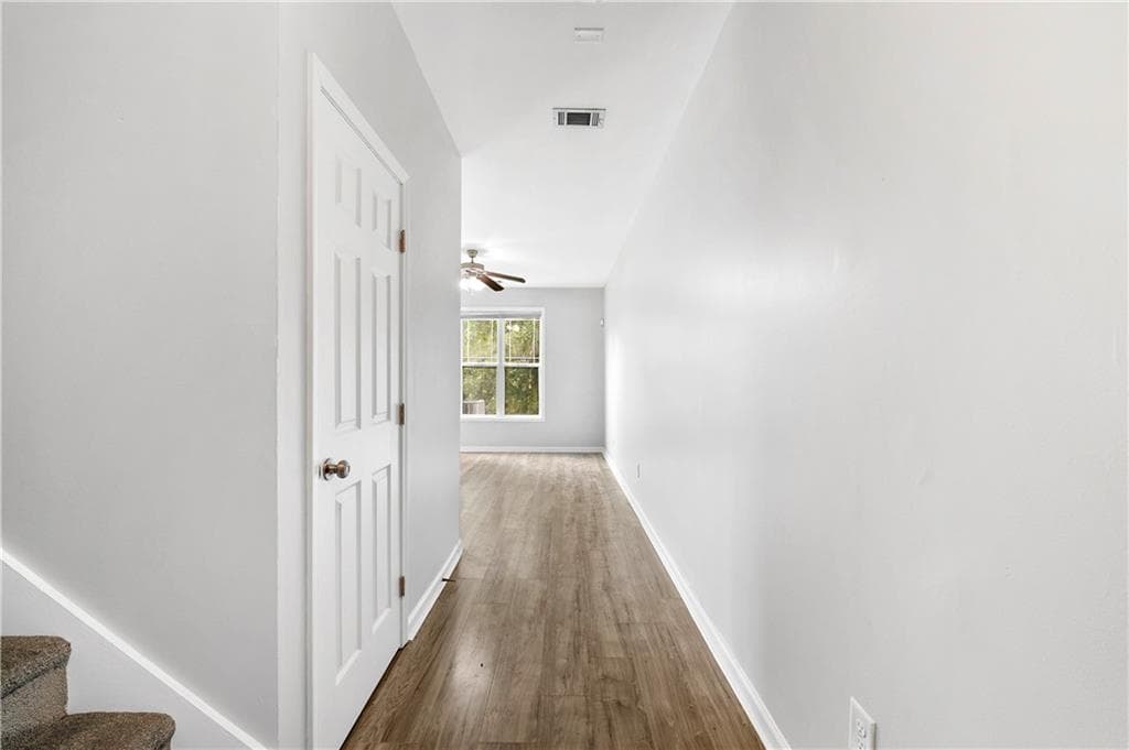 4 bedroom, 3 bathroom, 1,912 sq ft single family residence for sale at 7268 Loblolly Lane, Morrow, GA 30260 — photo 5