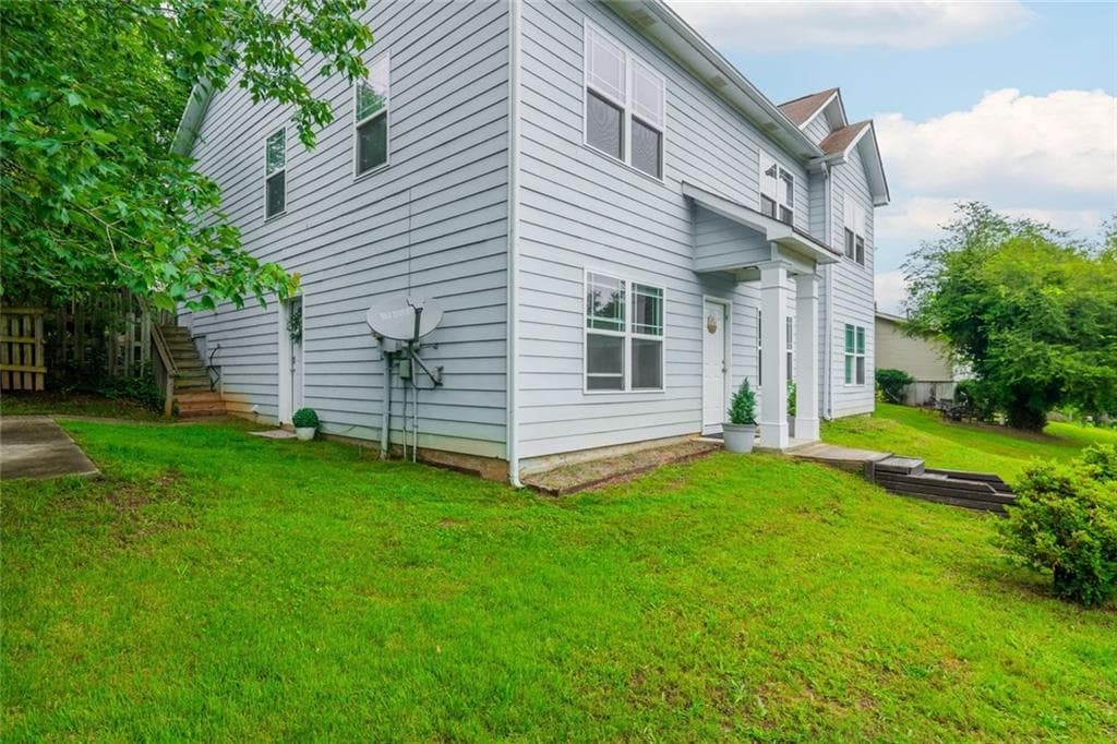 4 bedroom, 4 bathroom, 2,718 sq ft single family residence under contract at 2195 Pinetree Drive, Cumming, GA 30041 — photo 2