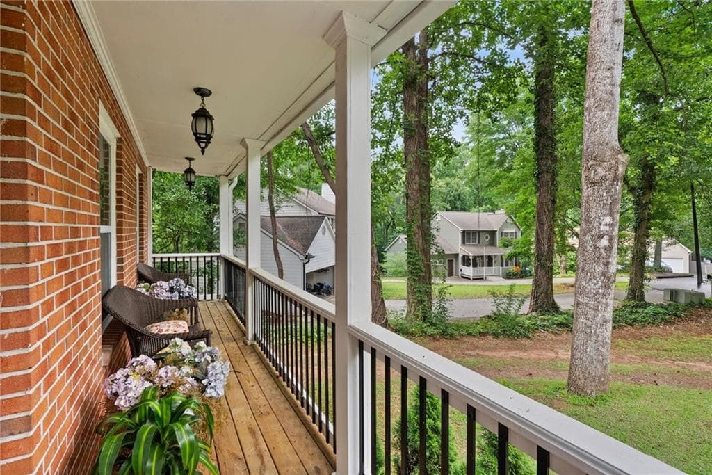 4 bedroom, 4 bathroom, 1,649 sq ft single family residence for sale at 123 Grayland Hills Court, Lawrenceville, GA 30046 — photo 2