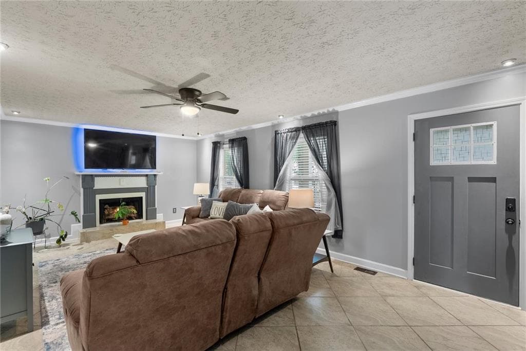 4 bedroom, 4 bathroom, 1,649 sq ft single family residence for sale at 123 Grayland Hills Court, Lawrenceville, GA 30046 — photo 5