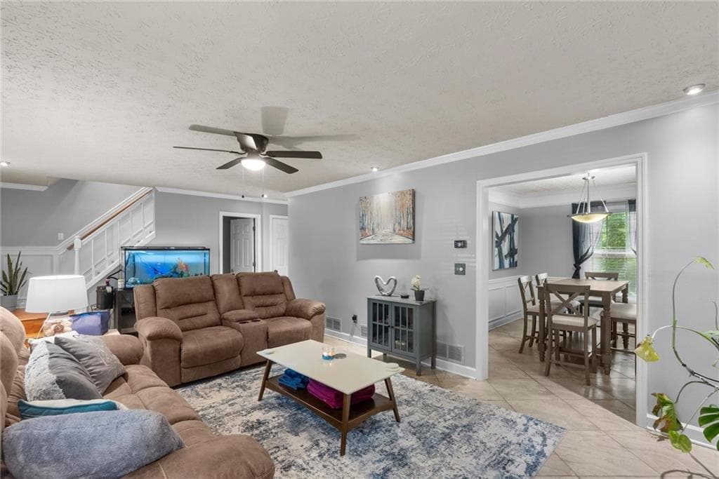 4 bedroom, 4 bathroom, 1,649 sq ft single family residence for sale at 123 Grayland Hills Court, Lawrenceville, GA 30046 — photo 7