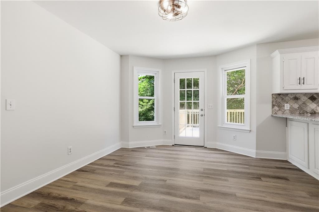 4 bedroom, 3 bathroom, 3,520 sq ft single family residence for sale at 249 Serenoa Drive, Canton, GA 30114 — photo 9