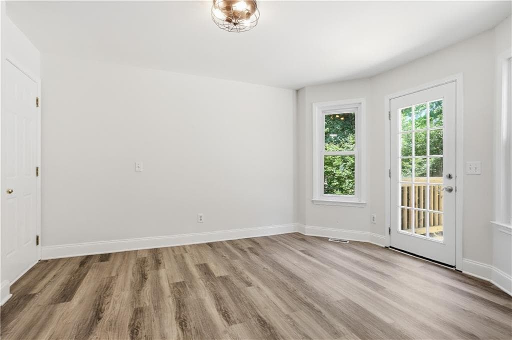 4 bedroom, 3 bathroom, 3,520 sq ft single family residence for sale at 249 Serenoa Drive, Canton, GA 30114 — photo 10