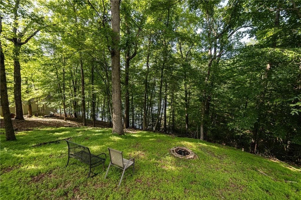 5 bedroom, 6 bathroom, 4,985 sq ft single family residence for sale at 7822 Beachwood Drive, Murrayville, GA 30564 — photo 8
