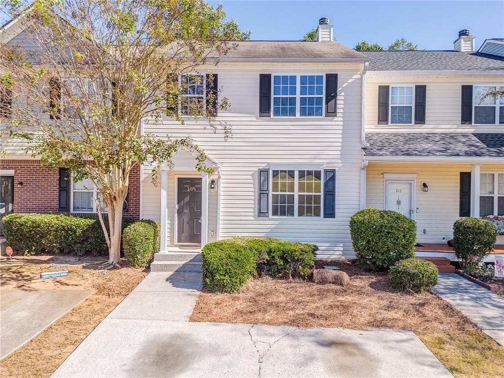 3 bedroom, 3 bathroom, 1,452 sq ft townhouse for sale at 209 Enterprise Path, Hiram, GA 30141