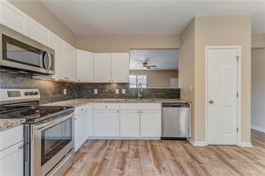 3 bedroom, 3 bathroom, 1,452 sq ft townhouse for sale at 209 Enterprise Path, Hiram, GA 30141 — photo 4