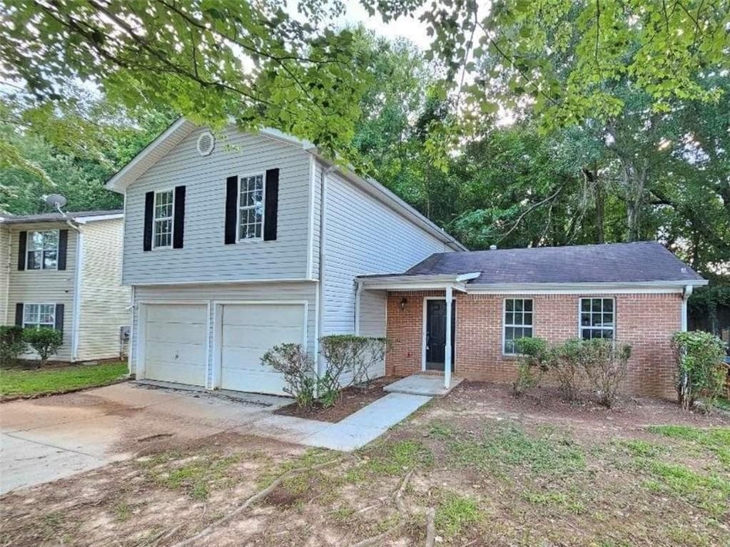 3 bedroom, 3 bathroom, 1,713 sq ft single family residence for sale at 3287 River Lane, Atlanta, GA 30316