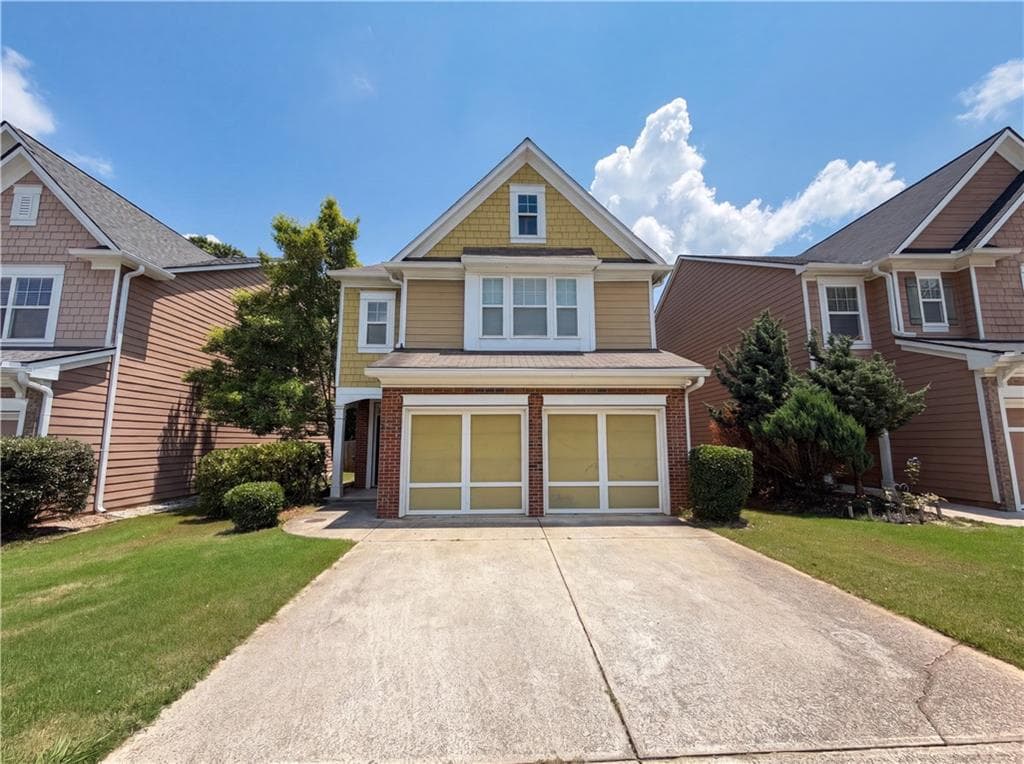 3 bedroom, 3 bathroom, 1,806 sq ft single family residence for sale at 5775 Sterling Court, Cumming, GA 30040