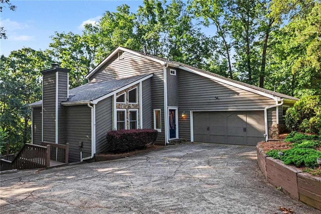 4 bedroom, 4 bathroom, 3,348 sq ft single family residence for sale at 140 Fairway Ridge Drive, Alpharetta, GA 30022