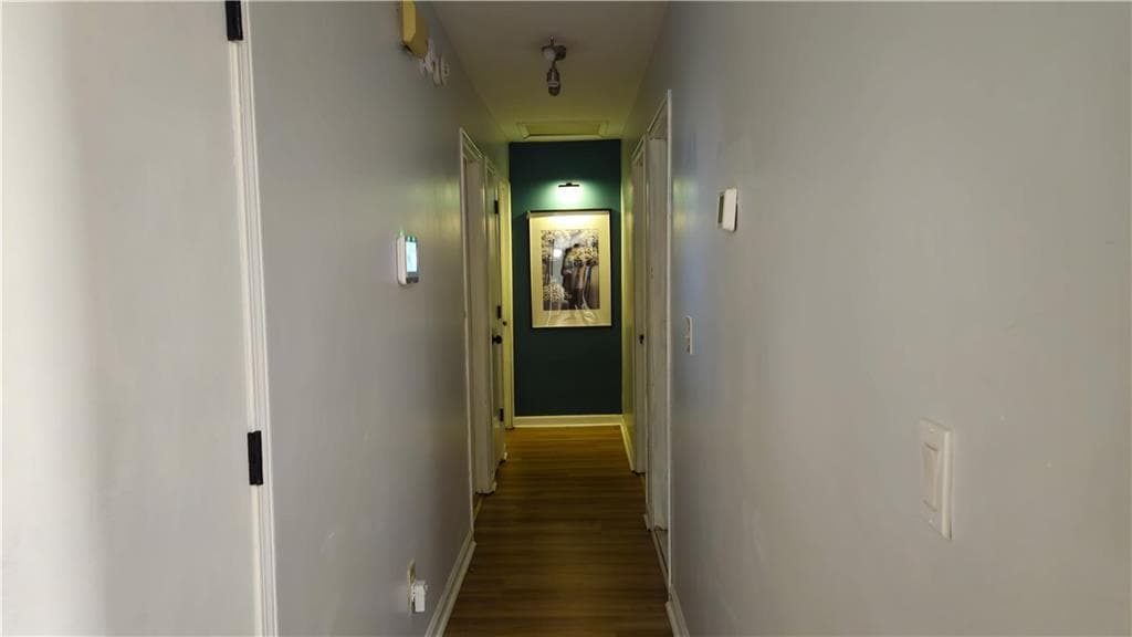 3 bedroom, 3 bathroom, 1,959 sq ft single family residence for sale at 4737 Trailblazer Court, Lilburn, GA 30047 — photo 2