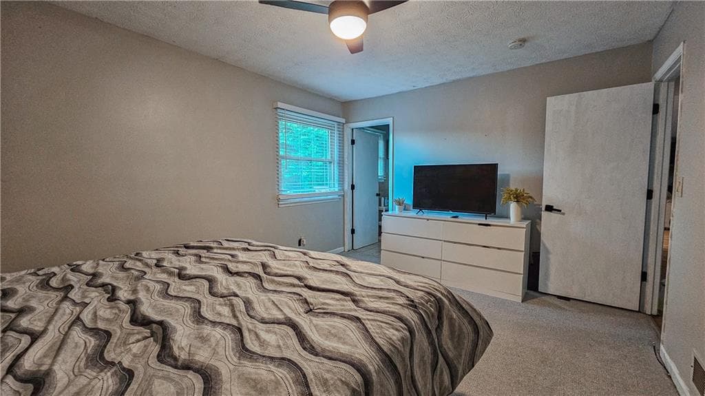 3 bedroom, 3 bathroom, 1,959 sq ft single family residence for sale at 4737 Trailblazer Court, Lilburn, GA 30047 — photo 10