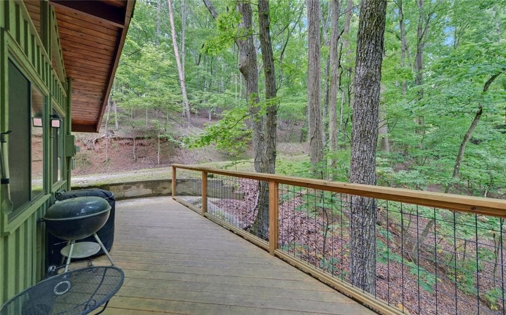 2 bedroom, 2 bathroom, 1,296 sq ft single family residence for sale at 4273 Cherokee Trail, Gainesville, GA 30504 — photo 7