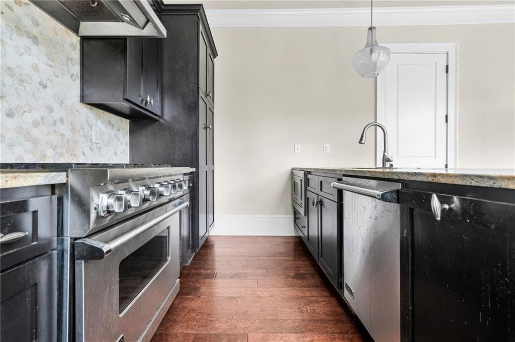 4 bedroom, 5 bathroom, 2,144 sq ft townhouse for sale at 3002 Lenox Road 300, Atlanta, GA 30324 — photo 8