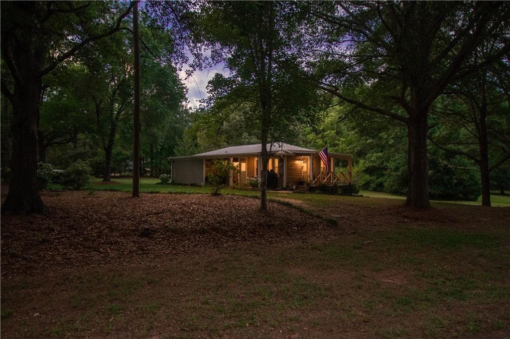 3 bedroom, 2 bathroom, 1,103 sq ft single family residence for sale at 3791 Dally Road, Covington, GA 30014 — photo 1 of 55
