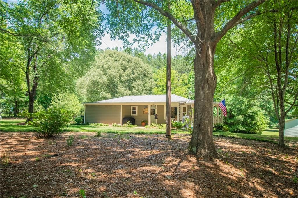 3 bedroom, 2 bathroom, 1,103 sq ft single family residence for sale at 3791 Dally Road, Covington, GA 30014 — photo 3