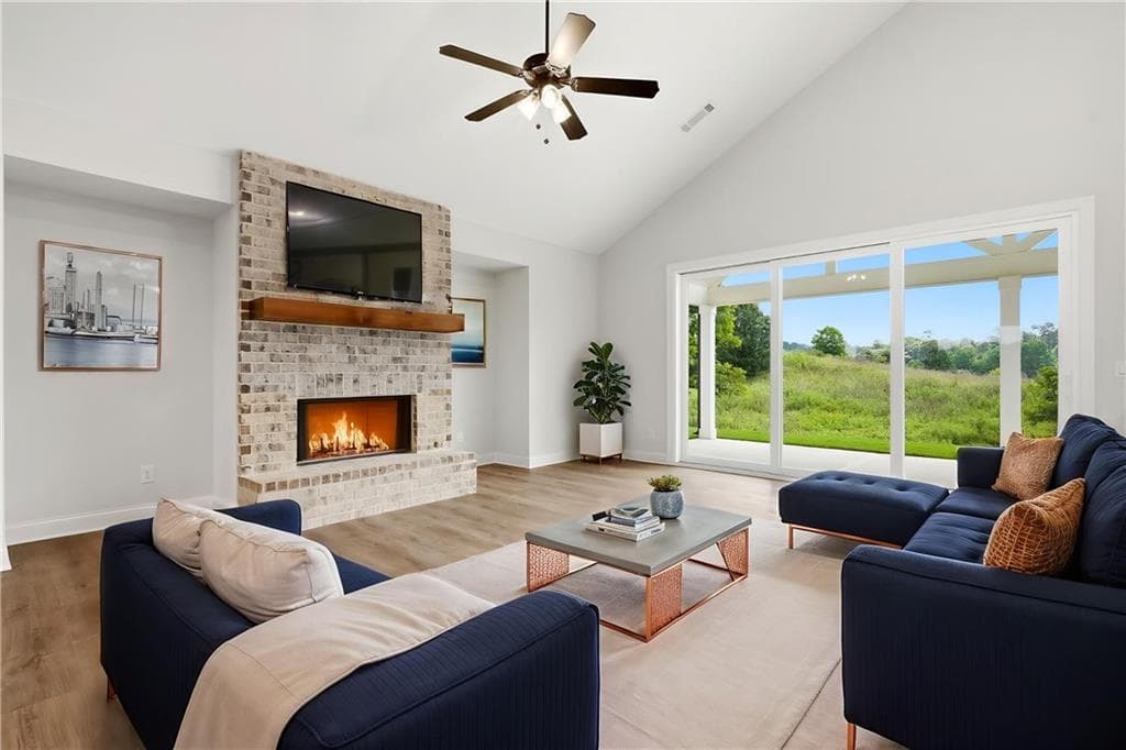 3 bedroom, 3 bathroom, 2,266 sq ft single family residence for sale at 355 Sweetgrass Drive, Demorest, GA 30535 — photo 8