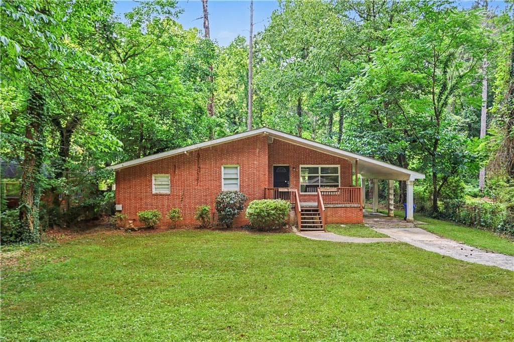 3 bedroom, 1 bathroom, 1,145 sq ft single family residence under contract at 1656 Rockcliff Place, Atlanta, GA 30316 — photo 2