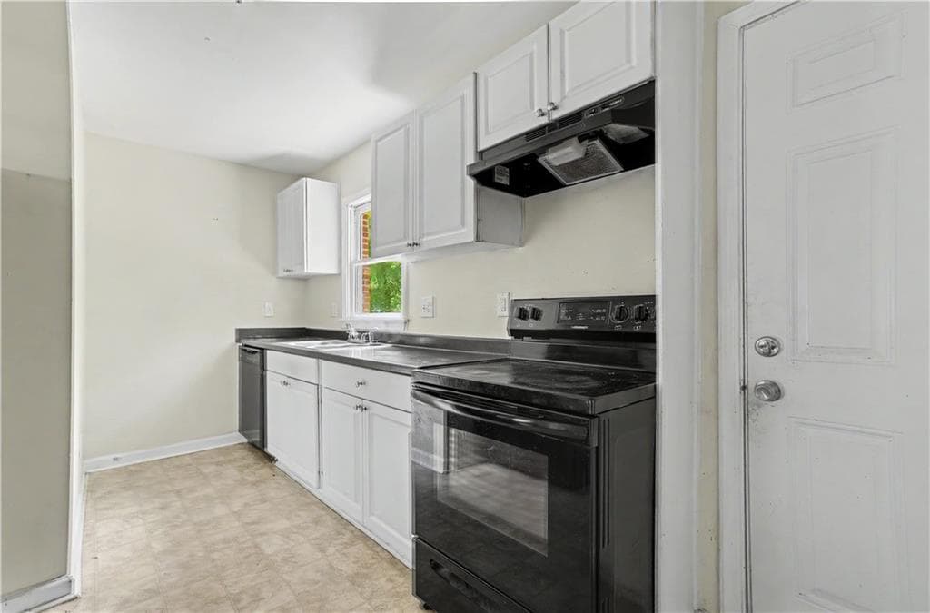 3 bedroom, 1 bathroom, 1,145 sq ft single family residence under contract at 1656 Rockcliff Place, Atlanta, GA 30316 — photo 9