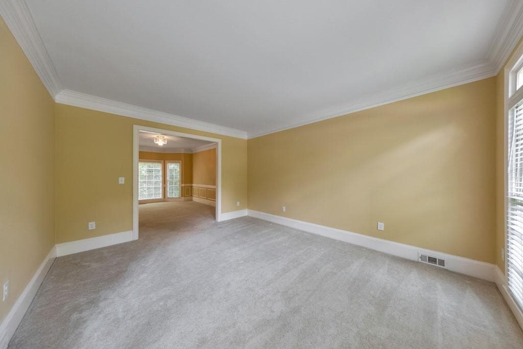 5 bedroom, 5 bathroom, 4,857 sq ft single family residence for rent at 5321 Edgerton Drive, Peachtree Corners, GA 30092 for $3,700 a month — photo 5