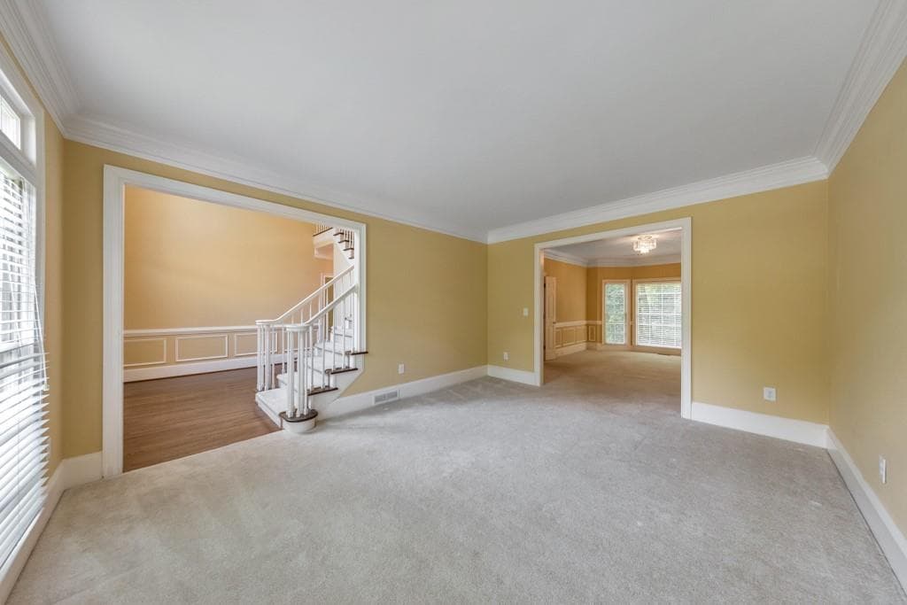 5 bedroom, 5 bathroom, 4,857 sq ft single family residence for rent at 5321 Edgerton Drive, Peachtree Corners, GA 30092 for $3,700 a month — photo 6