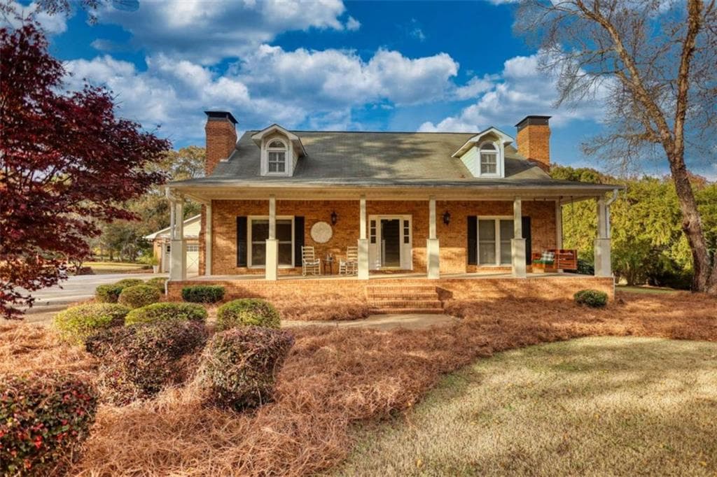 4 bedroom, 3 bathroom, 2,978 sq ft single family residence sold at 131 Upchurch Drive, Mcdonough, GA 30252