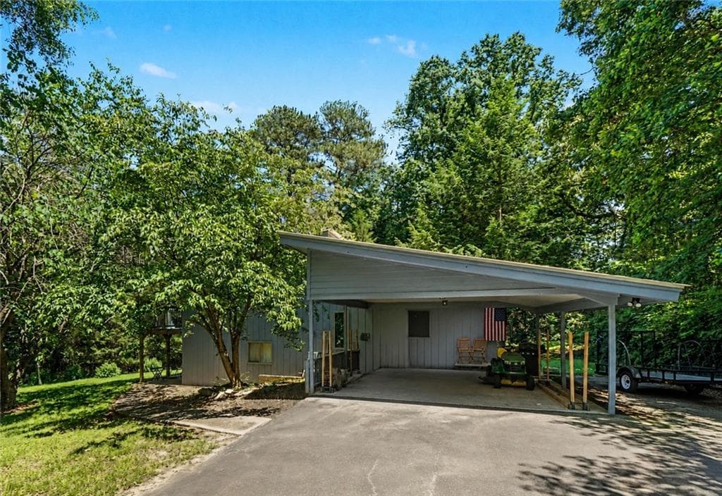 4 bedroom, 3 bathroom, 3,257 sq ft home for sale at 165 Bar H Drive, Athens, GA
