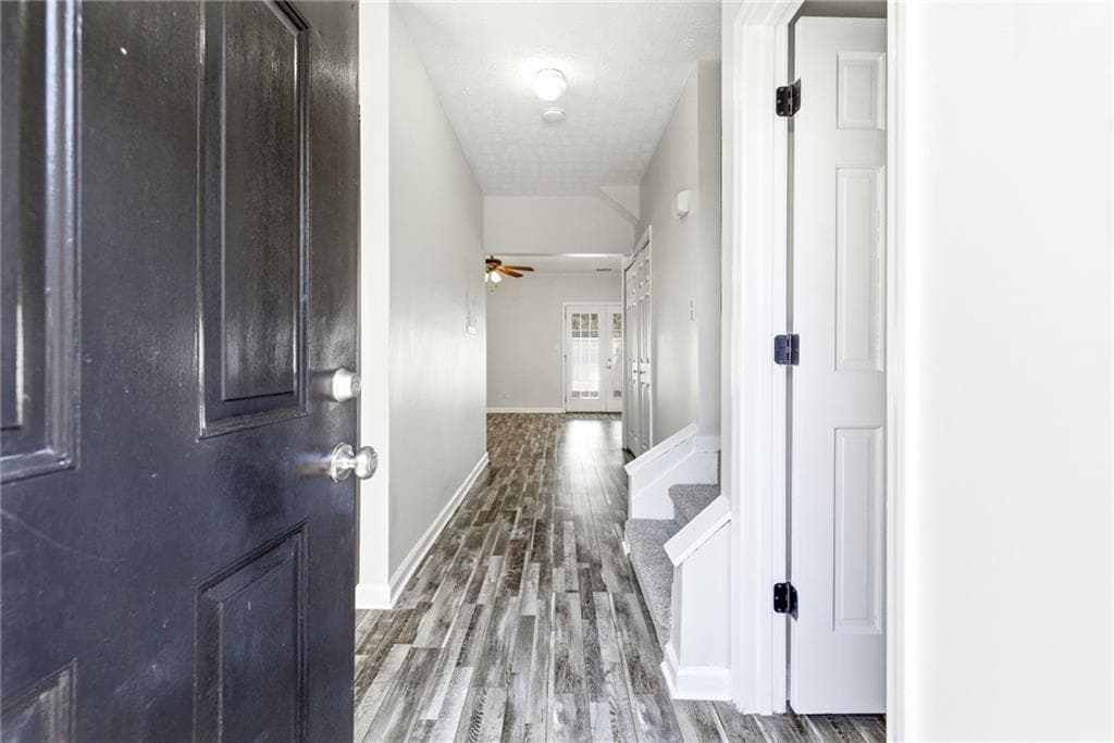 2 bedroom, 3 bathroom, 1,253 sq ft townhouse for sale at 4350 Cypress Court, Cumming, GA 30040 — photo 5