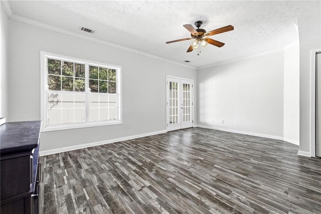 2 bedroom, 3 bathroom, 1,253 sq ft townhouse for sale at 4350 Cypress Court, Cumming, GA 30040 — photo 8