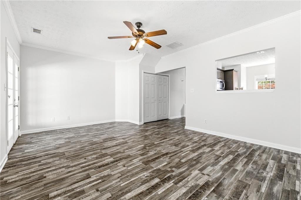 2 bedroom, 3 bathroom, 1,253 sq ft townhouse for sale at 4350 Cypress Court, Cumming, GA 30040 — photo 9
