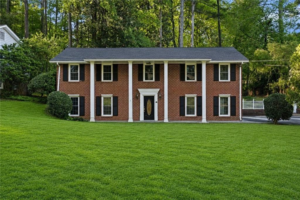 4 bedroom, 3 bathroom, 2,600 sq ft single family residence sold at 3513 Eaglerock Drive, Atlanta, GA 30340