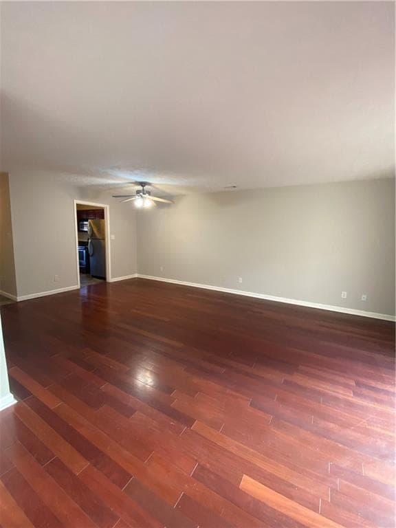 2 bedroom, 3 bathroom, 1,260 sq ft townhouse for rent at 2852 Webb Bridge Road, Alpharetta, GA 30009 for $1,800 a month — photo 2