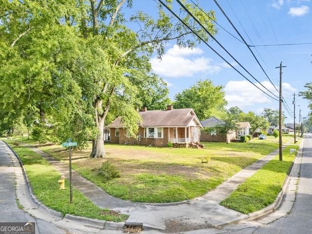 2 bedroom, 1 bathroom, 1,195 sq ft single family residence sold at 4 Dogwood Street, Rome, GA 30161