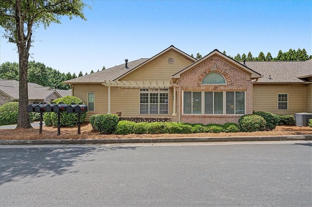 3 bedroom, 2 bathroom, 1,923 sq ft condominium for sale at 526 Mount Park Drive, Powder Springs, GA 30127 — photo 5