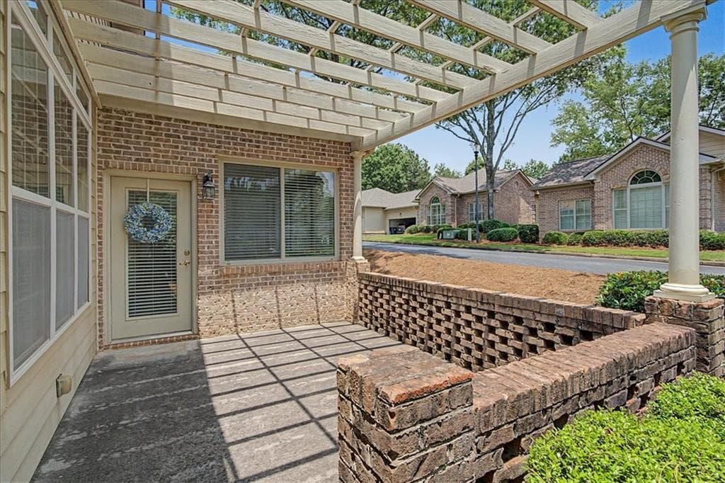 3 bedroom, 2 bathroom, 1,923 sq ft condominium for sale at 526 Mount Park Drive, Powder Springs, GA 30127 — photo 9