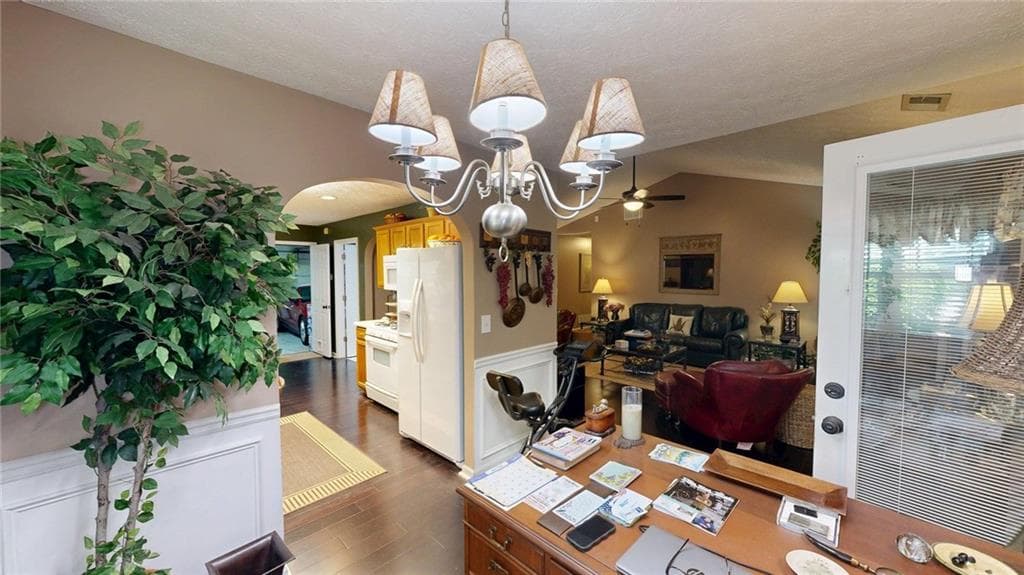 3 bedroom, 2 bathroom, 1,567 sq ft single family residence under contract at 113 Reid Plantation Drive, Villa Rica, GA 30180 — photo 9