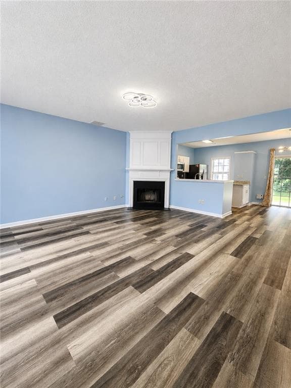 3 bedroom, 3 bathroom, 1,370 sq ft townhouse for sale at 10900 Wittenridge Drive H8, Alpharetta, GA 30022 — photo 6