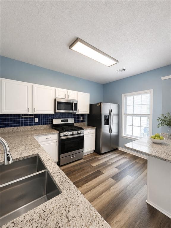 3 bedroom, 3 bathroom, 1,370 sq ft townhouse for sale at 10900 Wittenridge Drive H8, Alpharetta, GA 30022 — photo 9