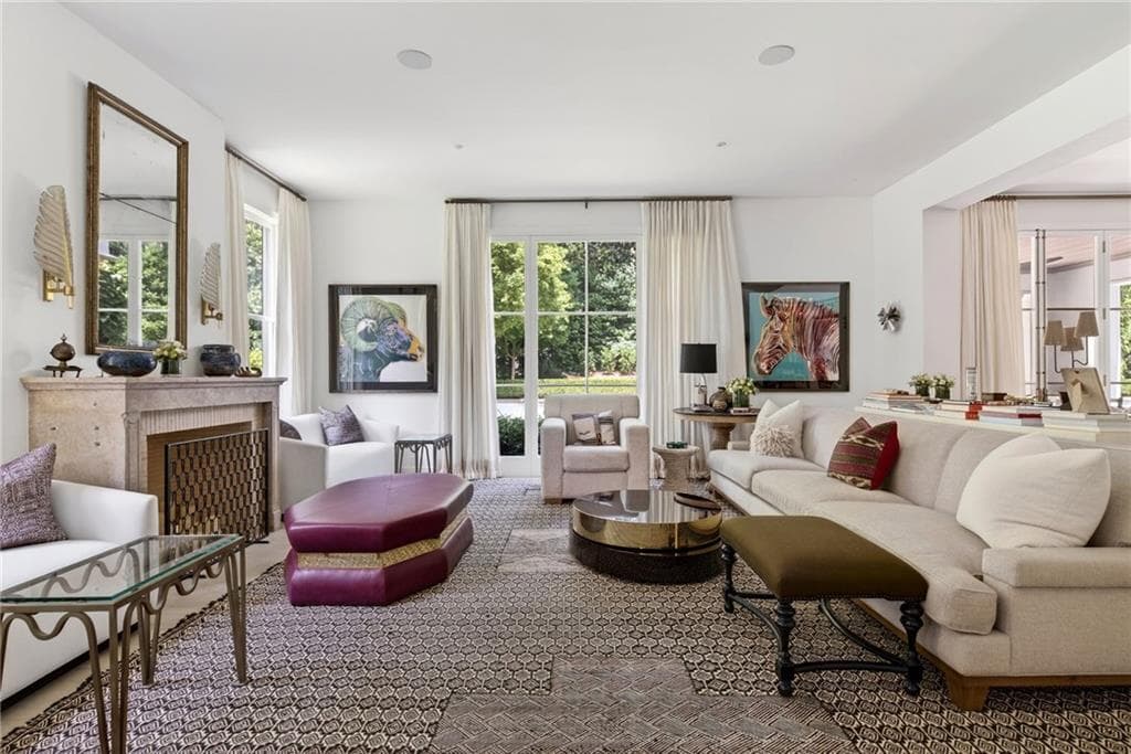 5 bedroom, 8 bathroom, 7,404 sq ft single family residence under contract at 4400 Carmain Drive, Atlanta, GA 30342 — photo 10