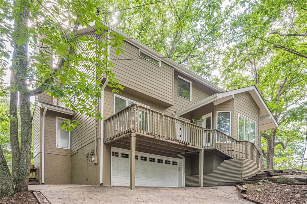 3 bedroom, 3 bathroom, 2,399 sq ft single family residence for sale at 834 Lake Arrowhead Drive, Waleska, GA 30183 — photo 4