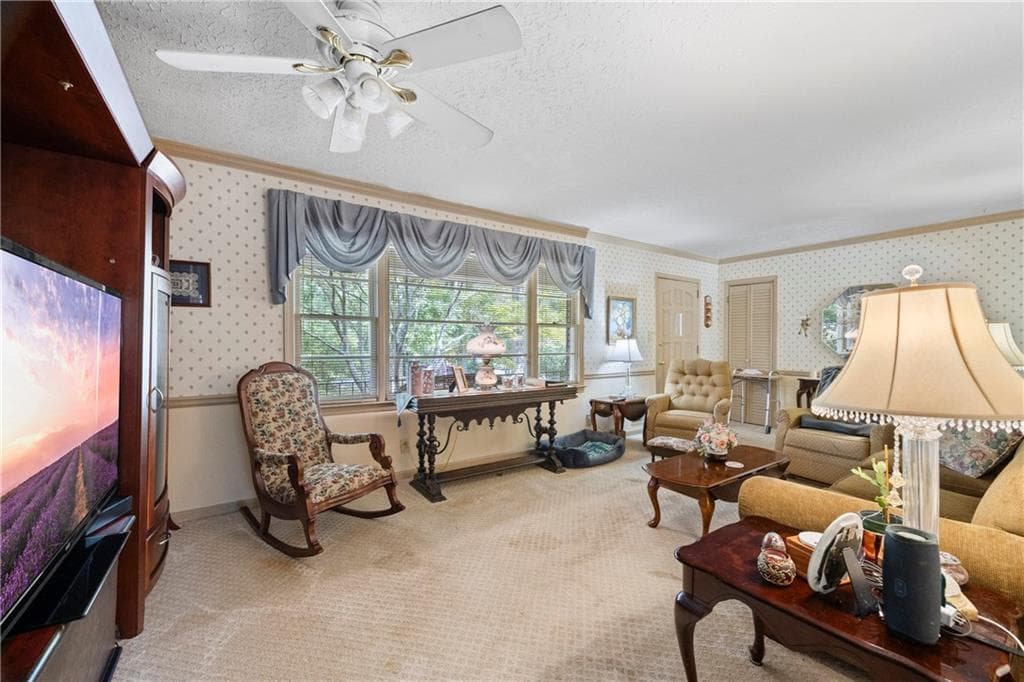 3 bedroom, 2 bathroom, 1,484 sq ft single family residence under contract at 589 Creek View Drive, Lawrenceville, GA 30044 — photo 5