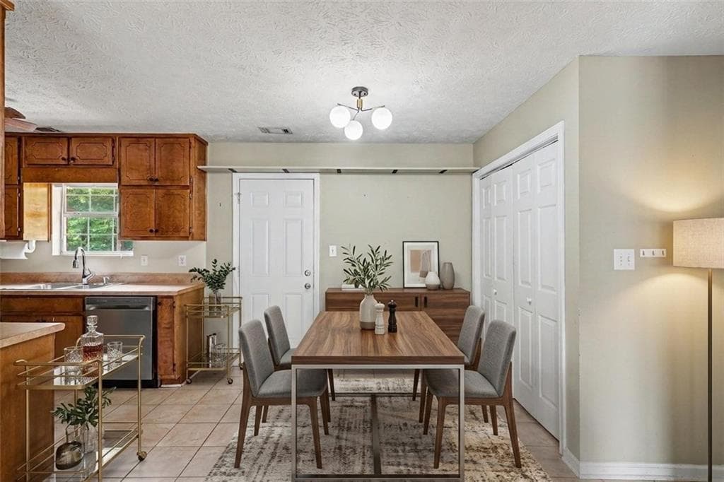 3 bedroom, 2 bathroom, 1,313 sq ft single family residence for sale at 317 Creek Side Court, Mcdonough, GA 30252 — photo 10