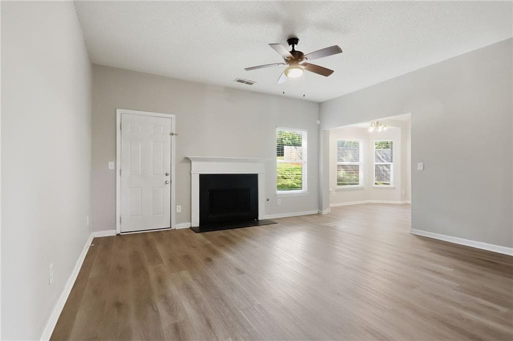 5 bedroom, 4 bathroom, 3,540 sq ft single family residence under contract at 2003 Reflective Waters Road, Villa Rica, GA 30180 — photo 8