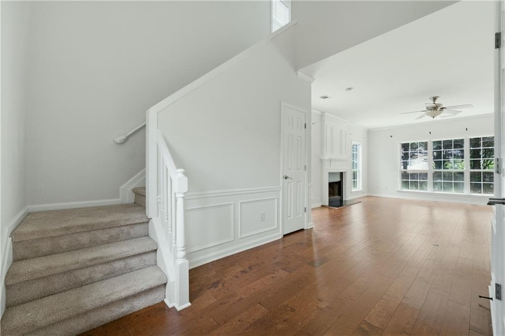 3 bedroom, 3 bathroom, 2,004 sq ft single family residence for sale at 619 Lullingstone Drive, Marietta, GA 30067 — photo 4